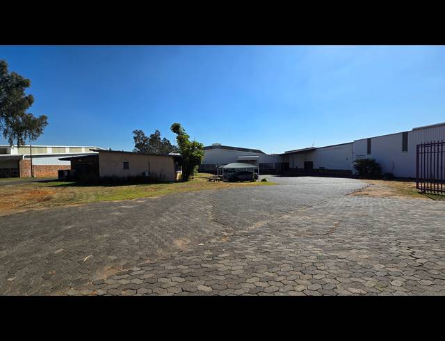 6,225M² WAREHOUSE FOR SALE IN CHLOORKOP